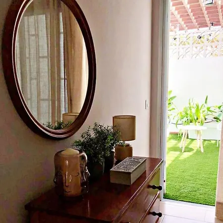 Oasis De Tranquilidad Y Estilo En Cristianos De Membrillo * Los Cristianos (Tenerife)